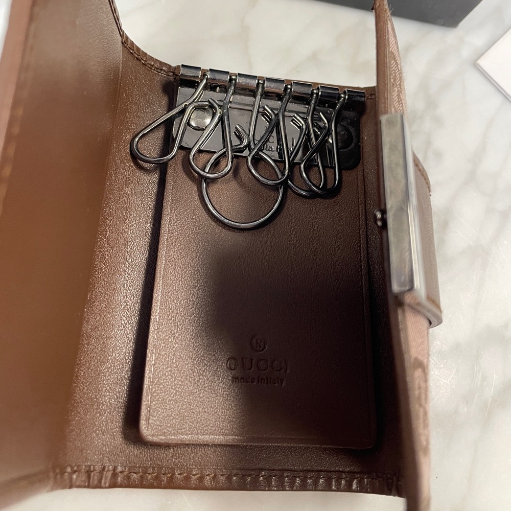 Gucci Keyholder - Picture 6 of 10